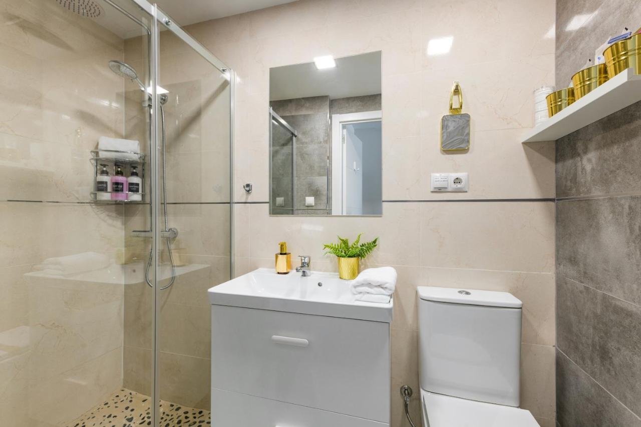 Sweet Dreams Apartment Near Puerta Del Sol Madrid Ngoại thất bức ảnh